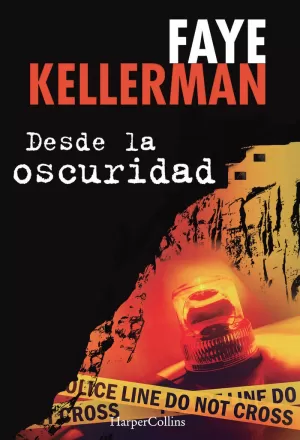 DESDE LA OSCURIDAD DESDE LA OSCURIDAD