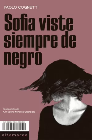 SOFIA VISTE SIEMPRE DE NEGRO